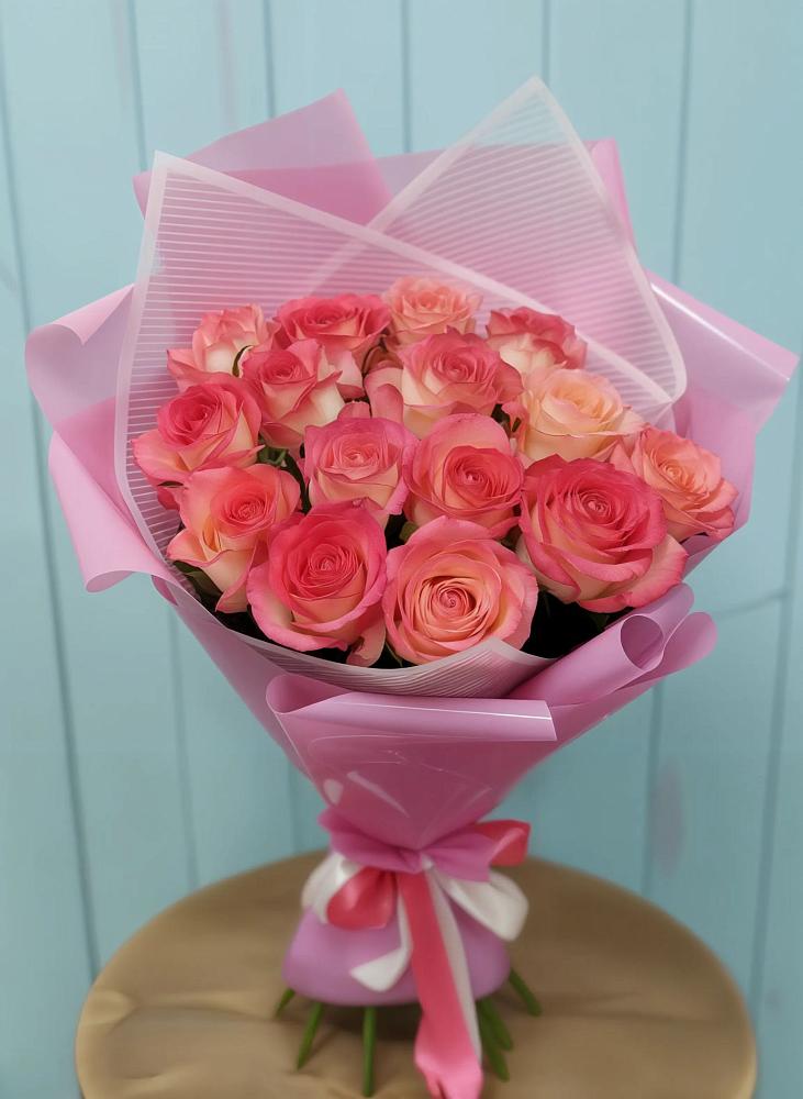 Букет 15 Розовых роз Равель в Кургане