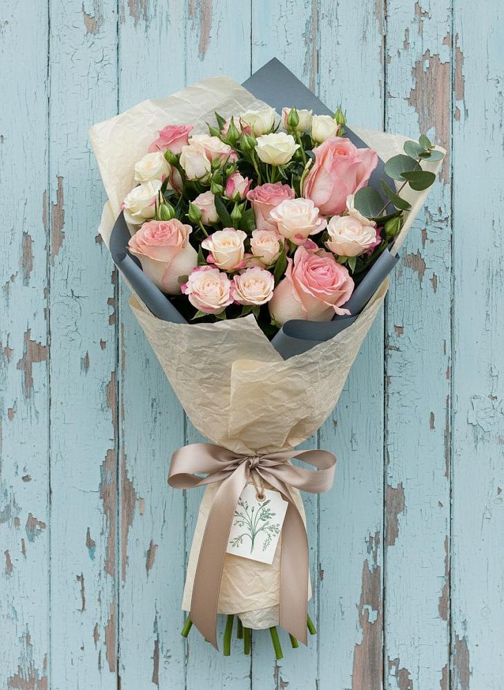 Букет цветов из: Розы в Кургане