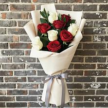 Букет цветов из:  Розы в Кургане