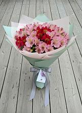 Букет цветов из:  Альстромерии в Кургане