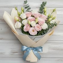 Букет цветов из:  Лизиантусы в Кургане