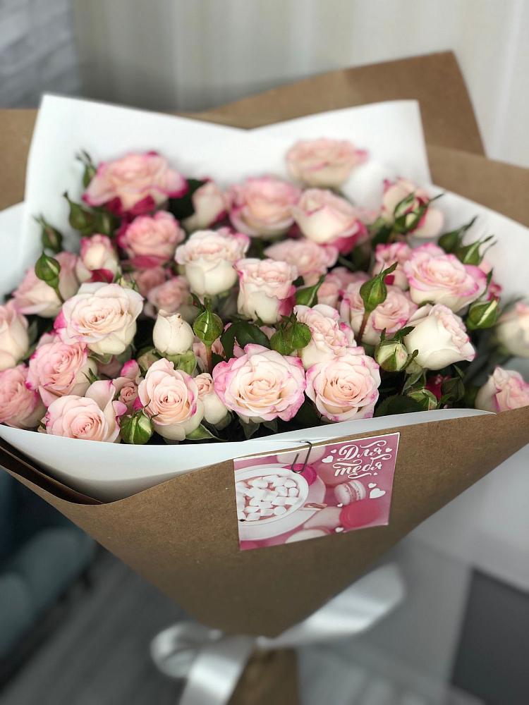 Букет цветов из: Розы в Кургане