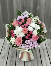 Букет цветов из:  Альстромерии, Гвоздики, Розы и Хризантемы в Кургане