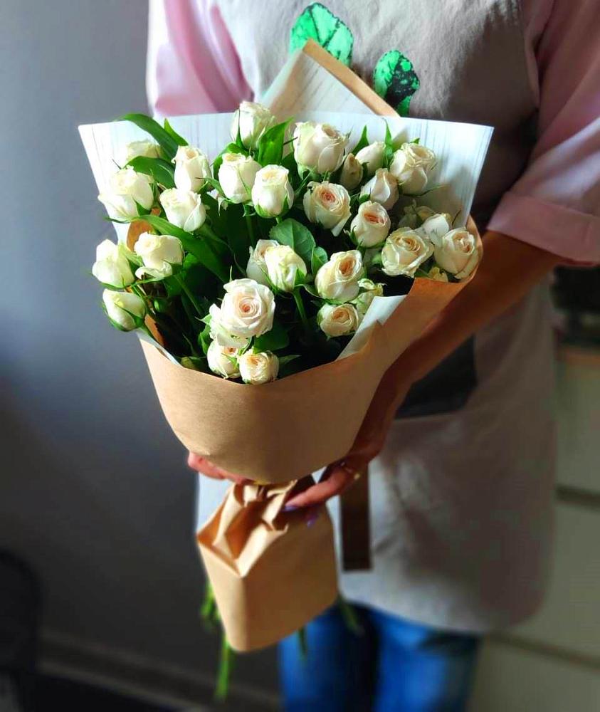Букет цветов из: Розы в Кургане