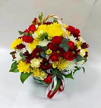 Цветочная композиция из Хризантемы и Розы в корзине в Кургане