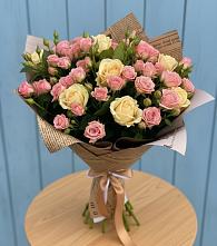 Букет цветов из:  Розы в Кургане