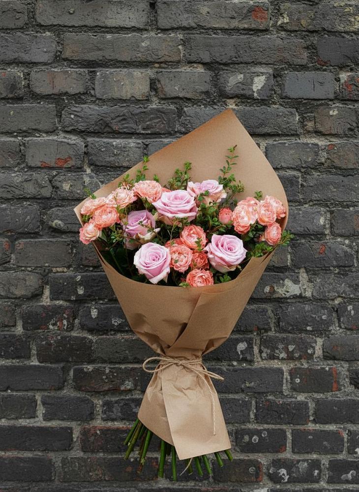 Букет цветов из: Розы в Кургане