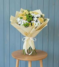 Букет цветов из:  Хризантемы и Розы в Кургане