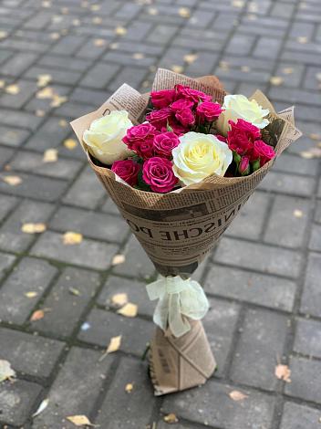Букет цветов из: Розы в Кургане
