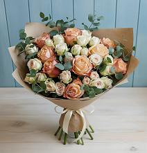 Букет цветов из:  Альстромерии и Розы в Кургане